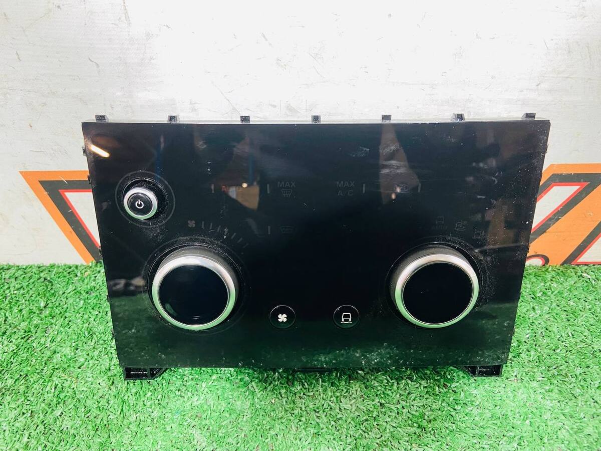 LR114839 Panel sterowania nagrzewnicą Range Rover Evoque Nowy L551 (2019-) UŻYWANY